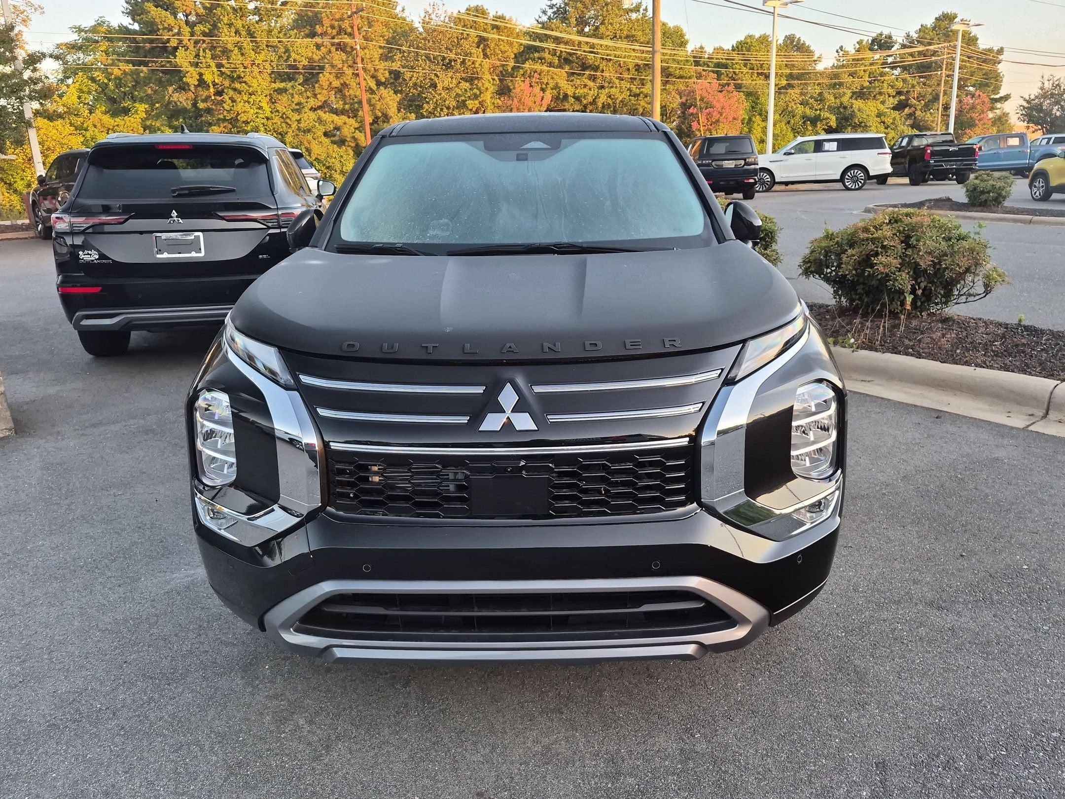 2026 Mitsubishi Outlander SE