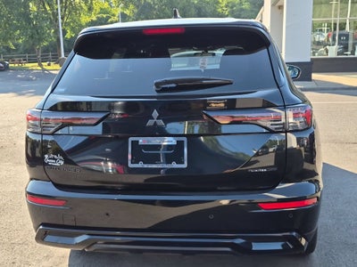 2026 Mitsubishi Outlander LE