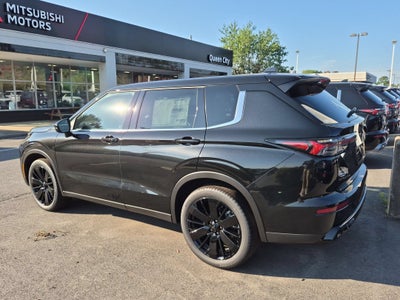 2026 Mitsubishi Outlander LE