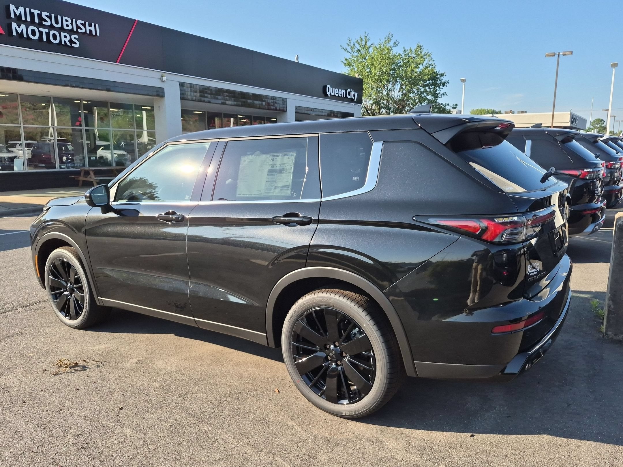 2026 Mitsubishi Outlander LE