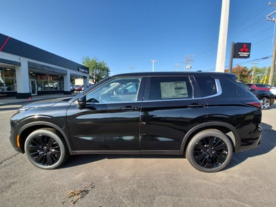 2026 Mitsubishi Outlander LE