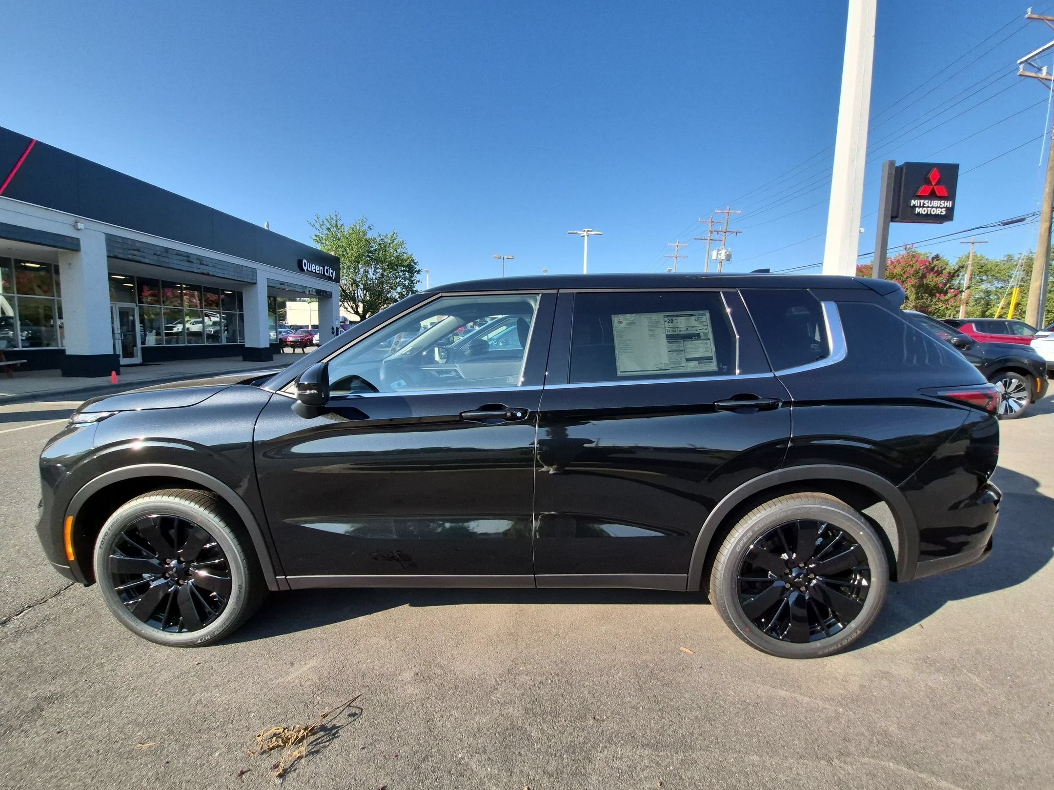 2026 Mitsubishi Outlander LE