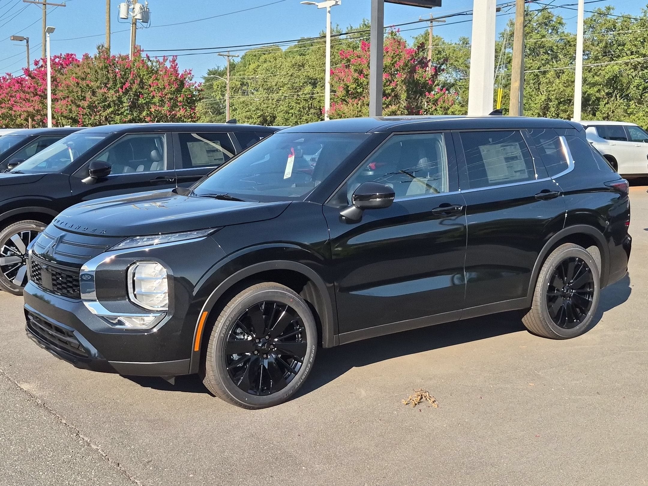 2026 Mitsubishi Outlander LE