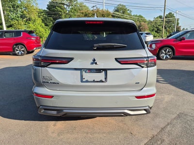 2026 Mitsubishi Outlander SE
