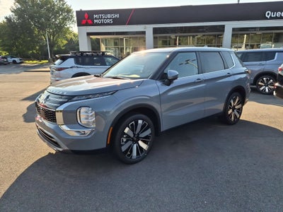 2026 Mitsubishi Outlander SE