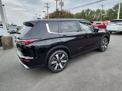 2026 Mitsubishi Outlander SE