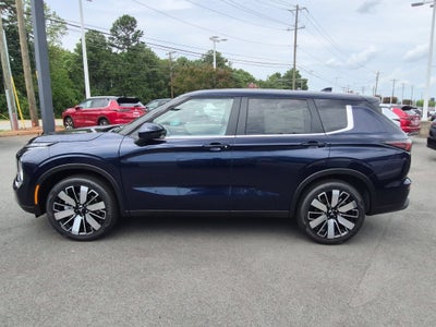 2026 Mitsubishi Outlander SE