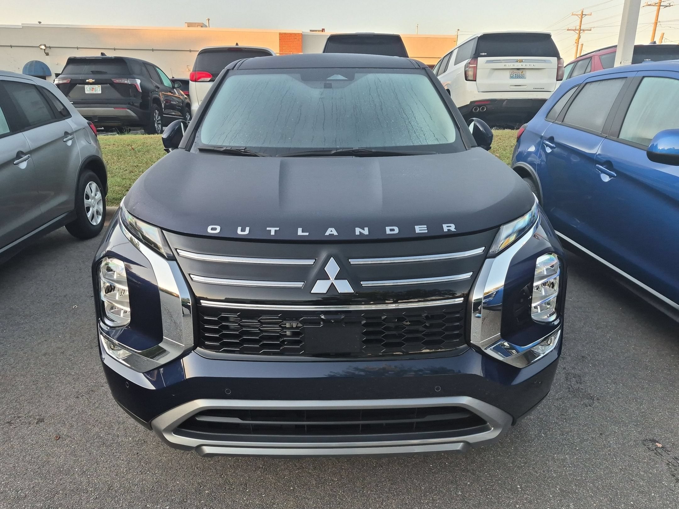 2026 Mitsubishi Outlander SE