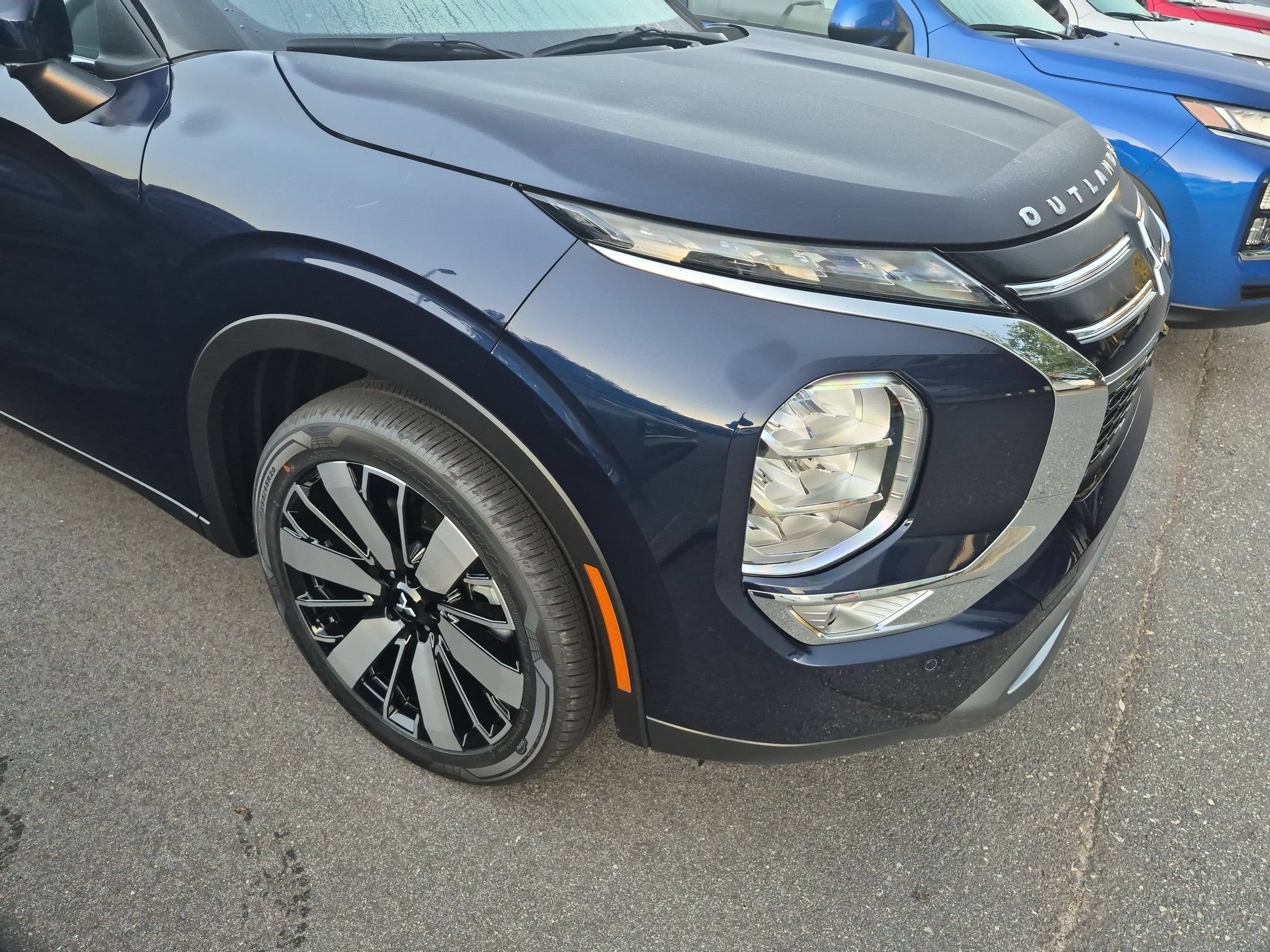 2026 Mitsubishi Outlander SE