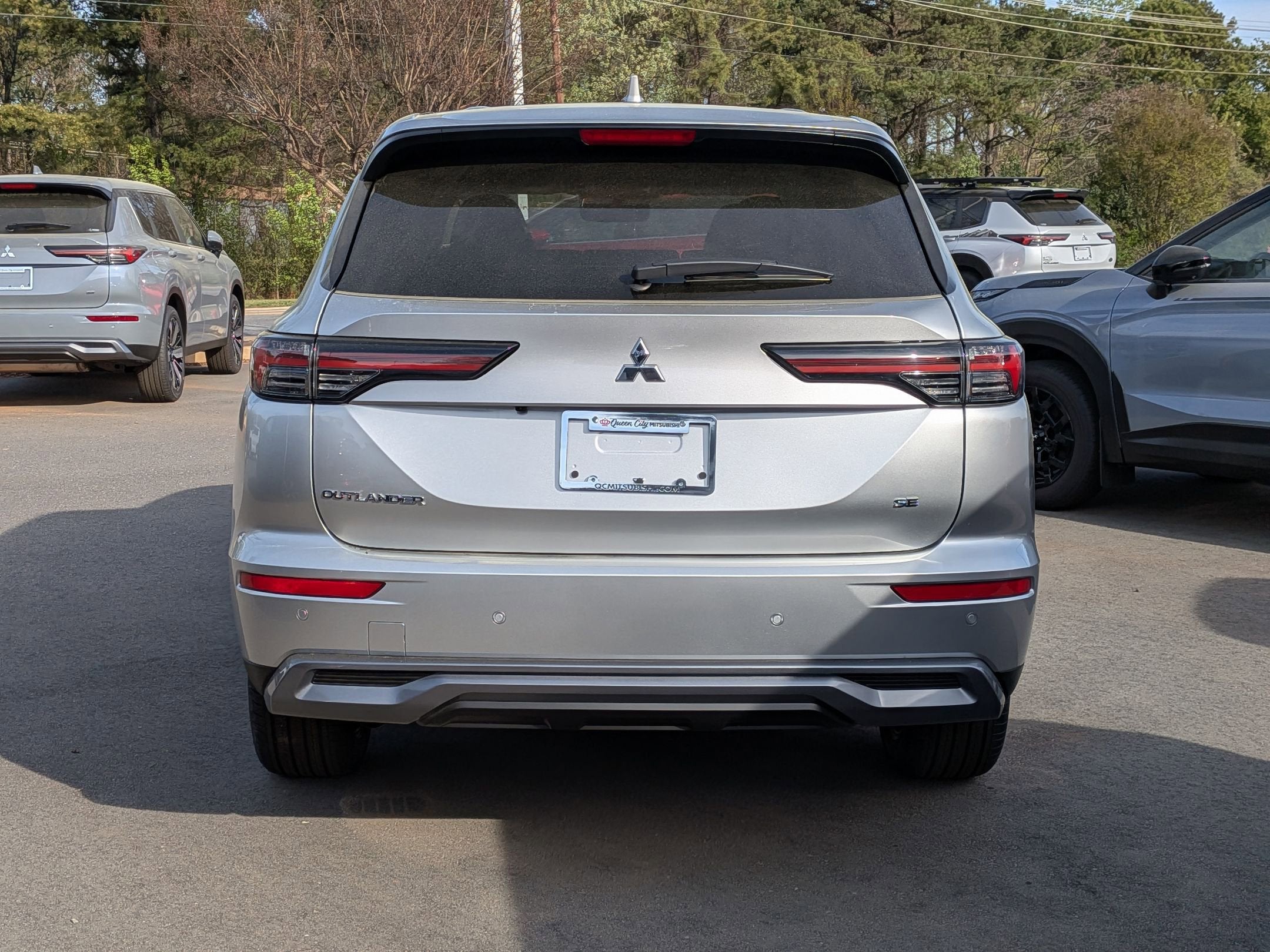 2026 Mitsubishi Outlander SE
