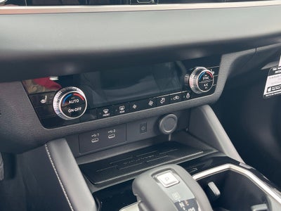 2026 Mitsubishi Outlander LE