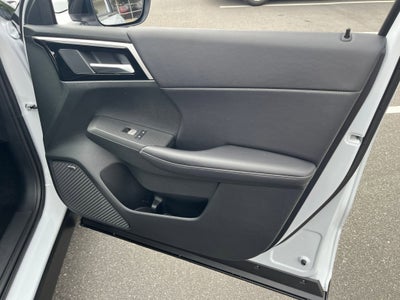 2026 Mitsubishi Outlander LE