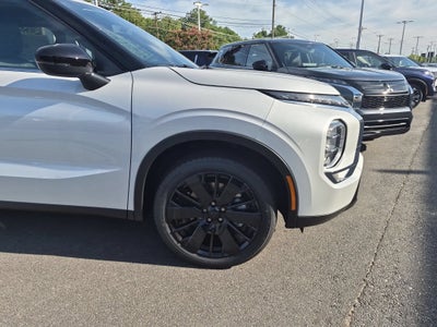 2026 Mitsubishi Outlander LE