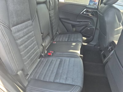 2026 Mitsubishi Outlander LE