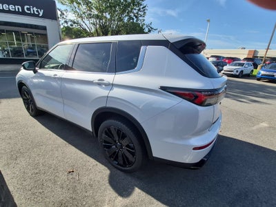 2026 Mitsubishi Outlander LE