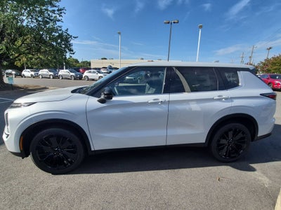 2026 Mitsubishi Outlander LE