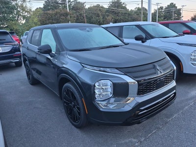 2026 Mitsubishi Outlander LE