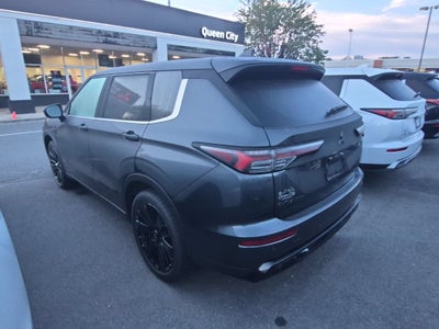 2026 Mitsubishi Outlander LE