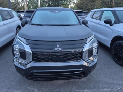 2026 Mitsubishi Outlander LE