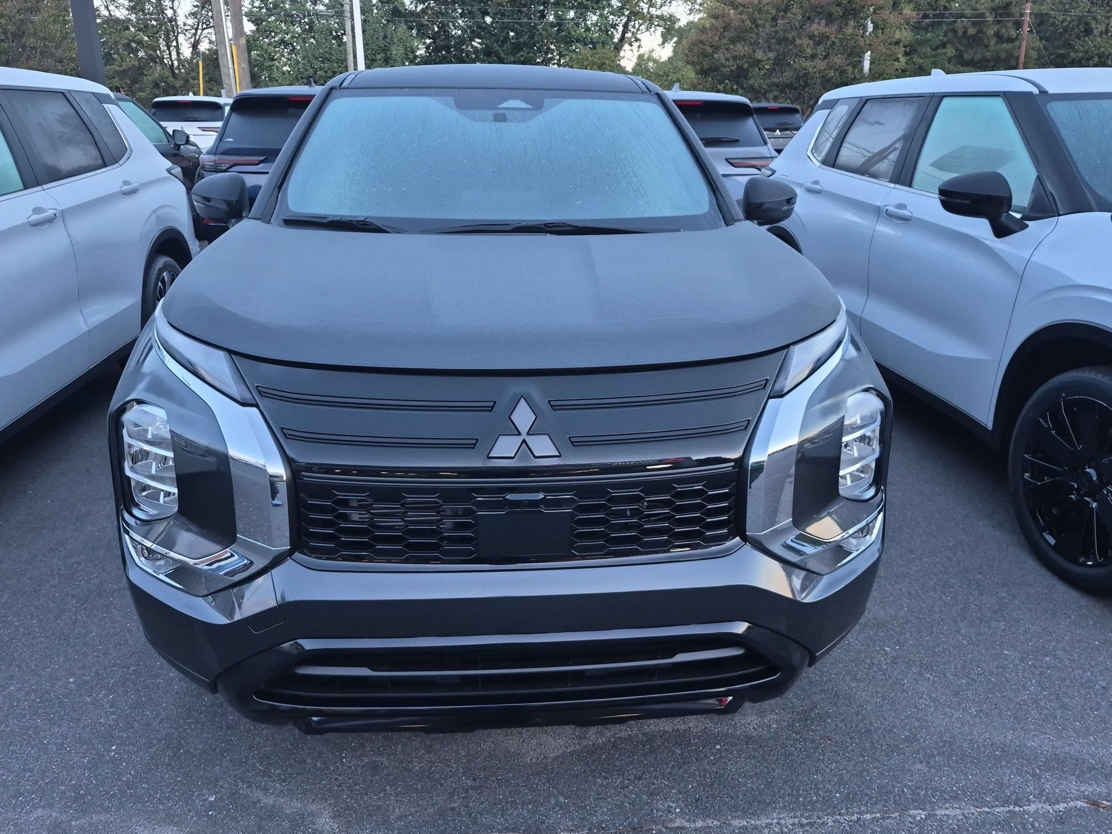 2026 Mitsubishi Outlander LE