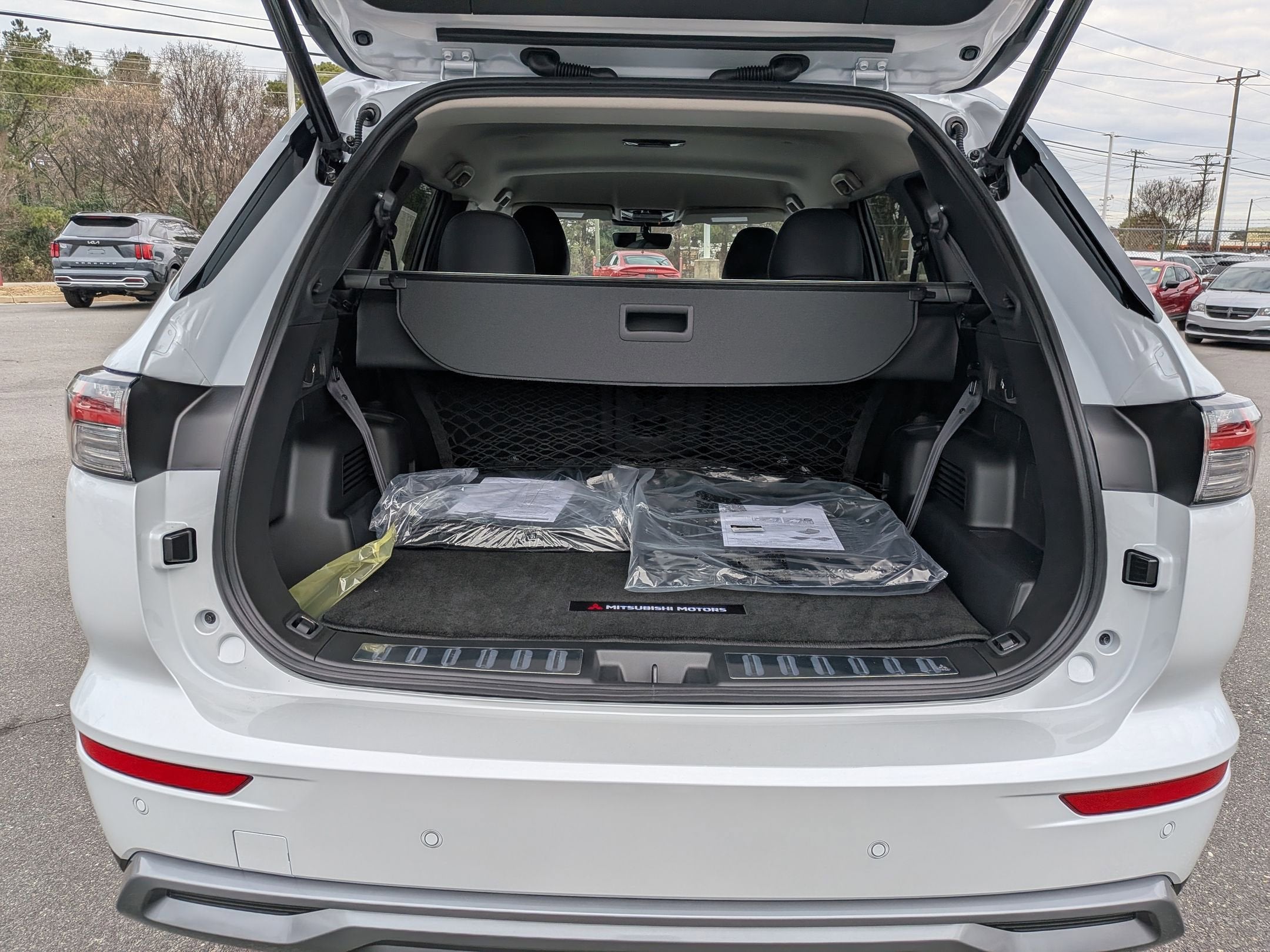 2026 Mitsubishi Outlander SE