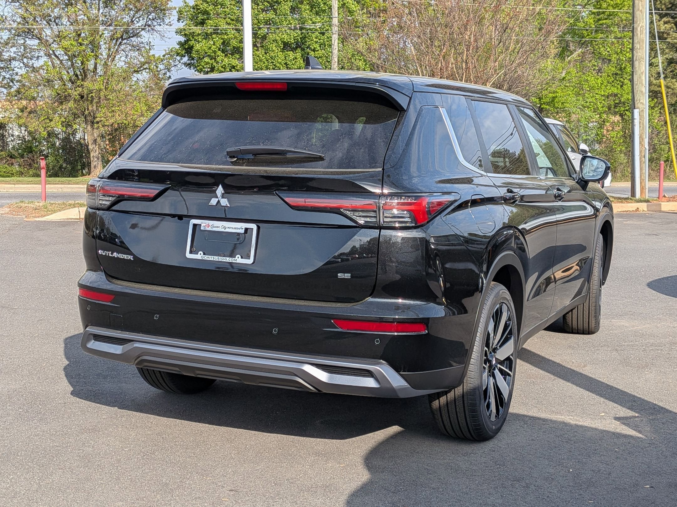 2026 Mitsubishi Outlander SE