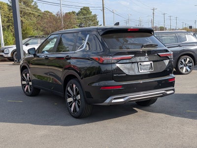 2026 Mitsubishi Outlander SE