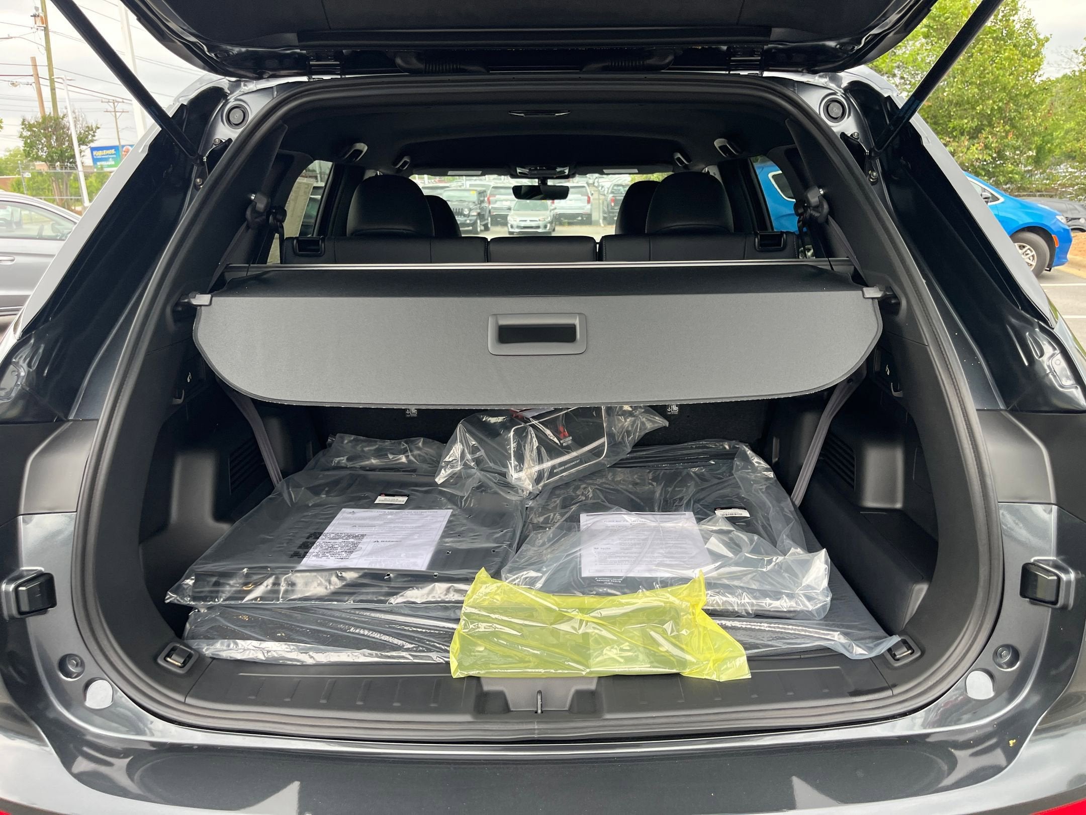 2026 Mitsubishi Outlander LE
