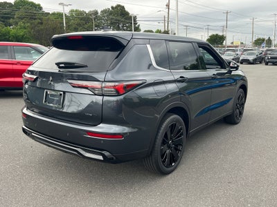 2026 Mitsubishi Outlander LE
