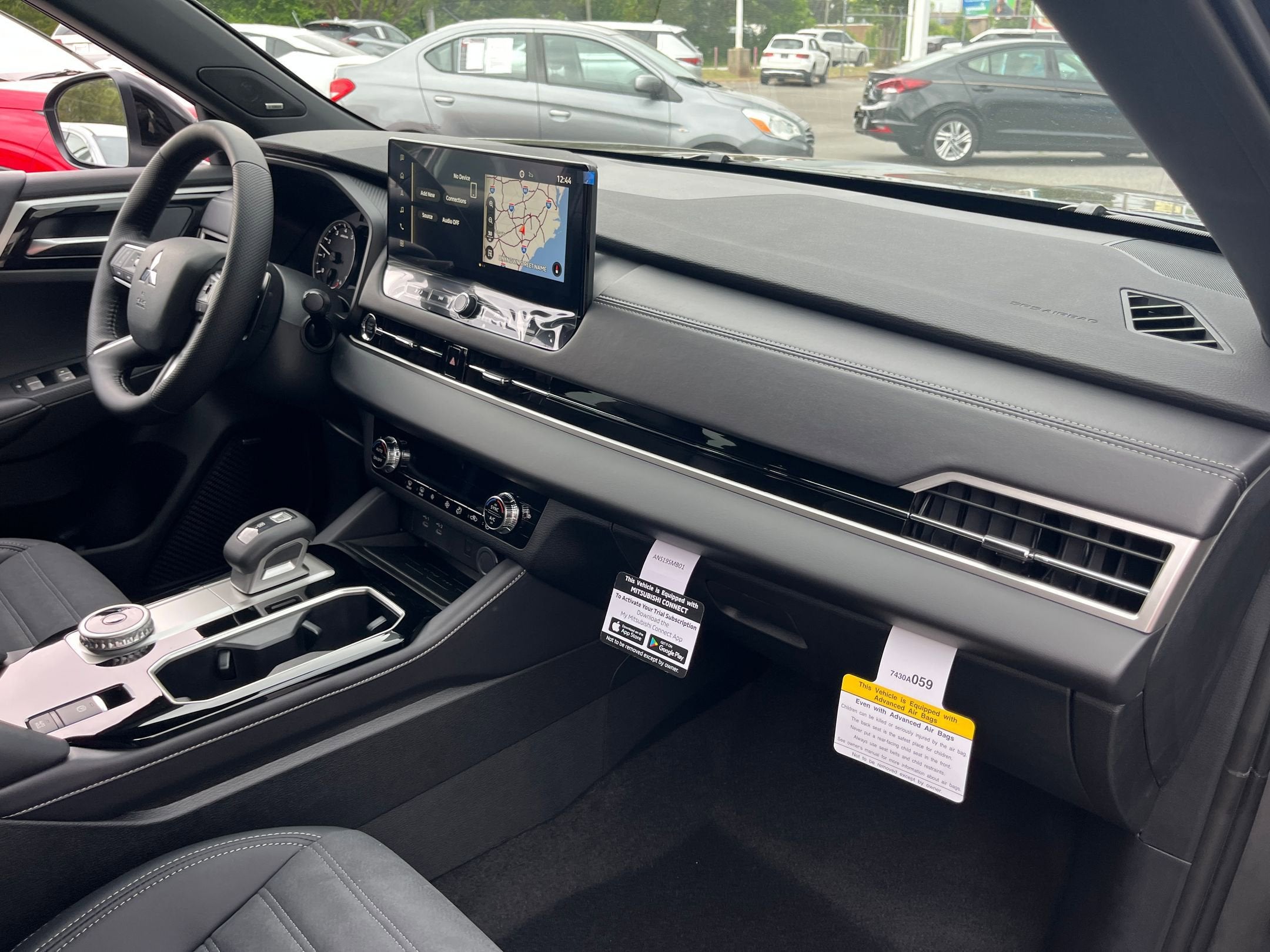 2026 Mitsubishi Outlander LE