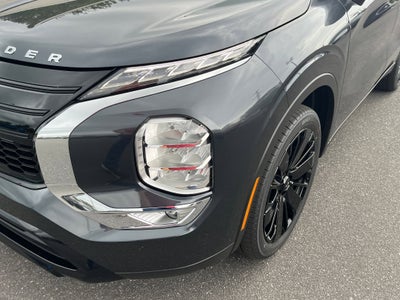 2026 Mitsubishi Outlander LE