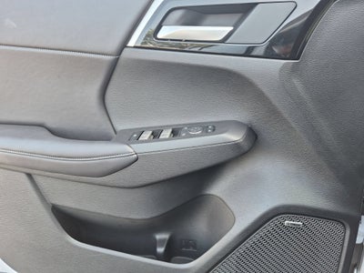 2026 Mitsubishi Outlander LE