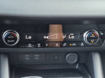 2026 Mitsubishi Outlander LE