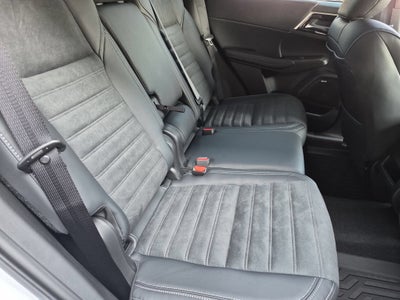 2026 Mitsubishi Outlander LE