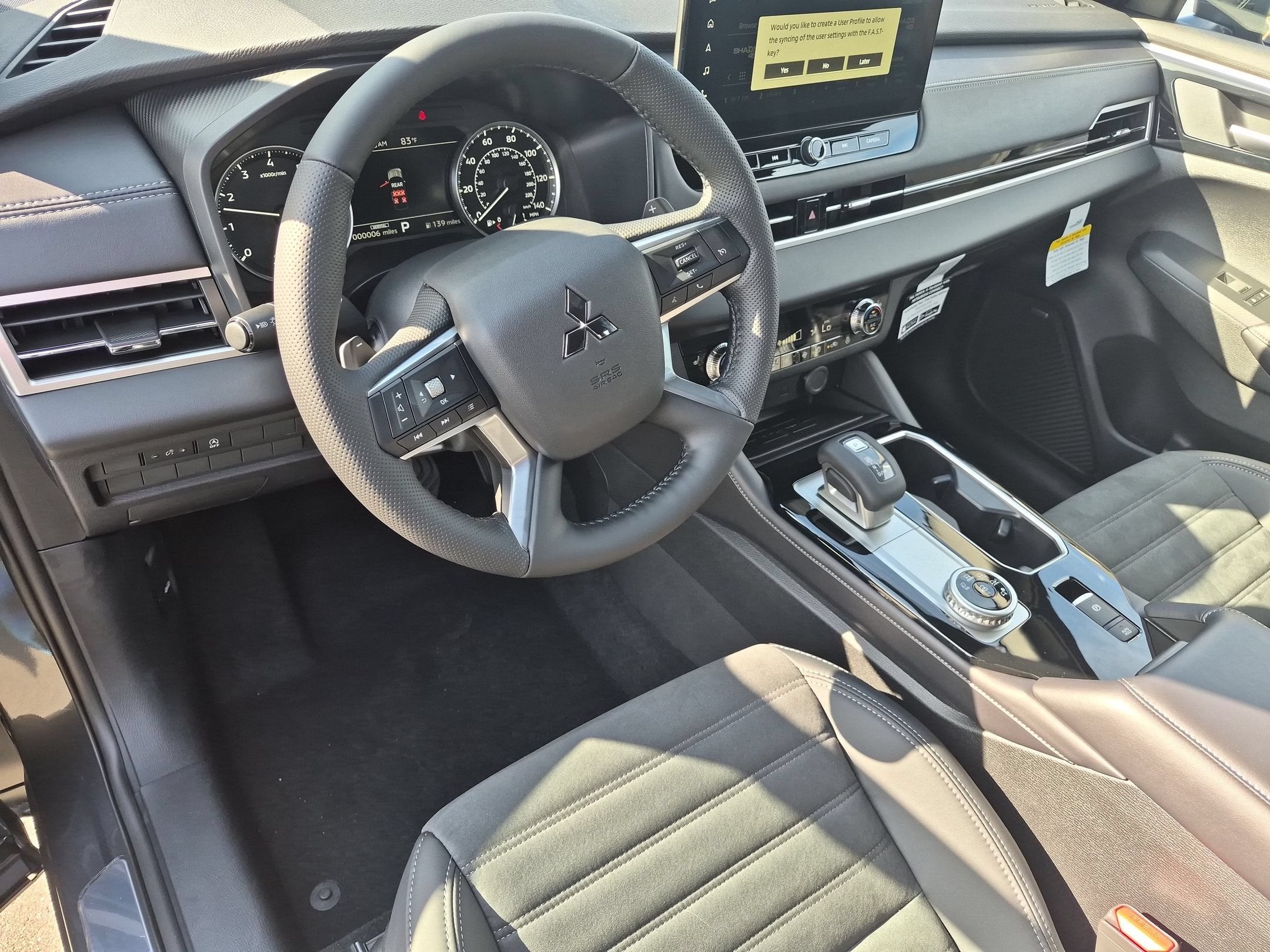 2026 Mitsubishi Outlander LE
