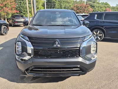 2026 Mitsubishi Outlander LE