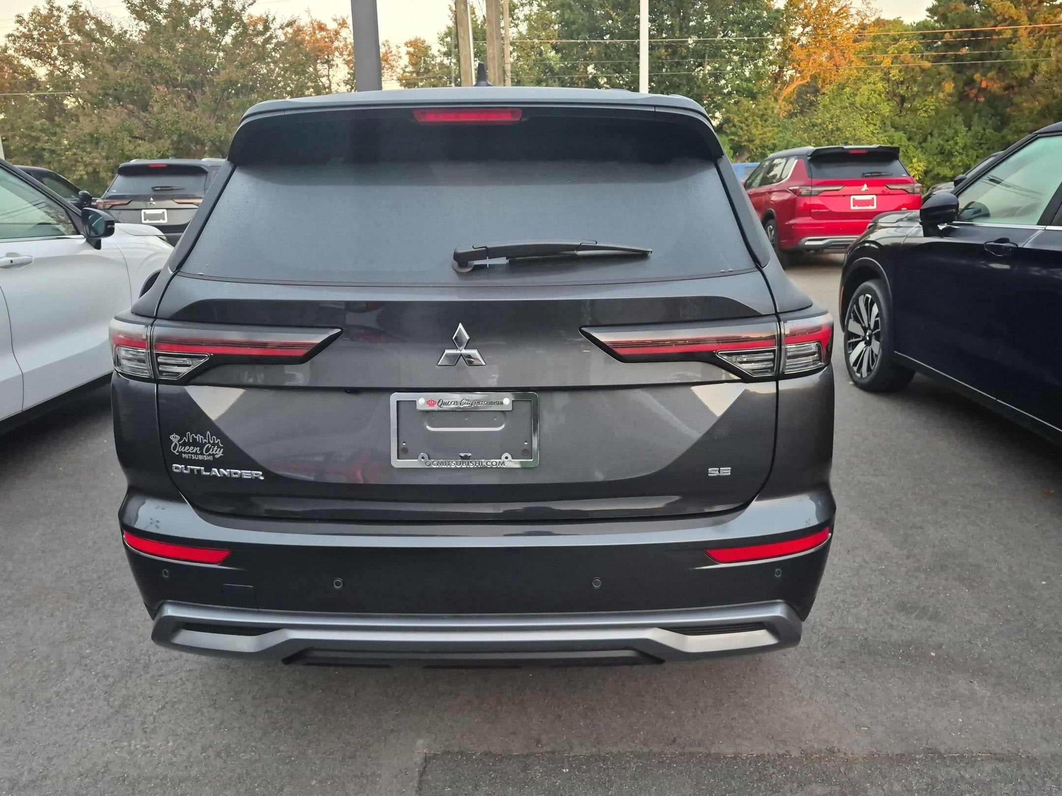 2026 Mitsubishi Outlander SE