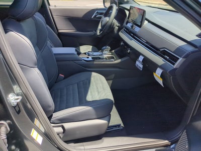 2026 Mitsubishi Outlander LE