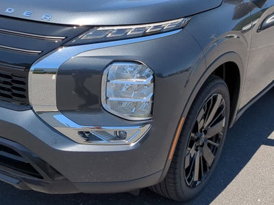 2026 Mitsubishi Outlander LE