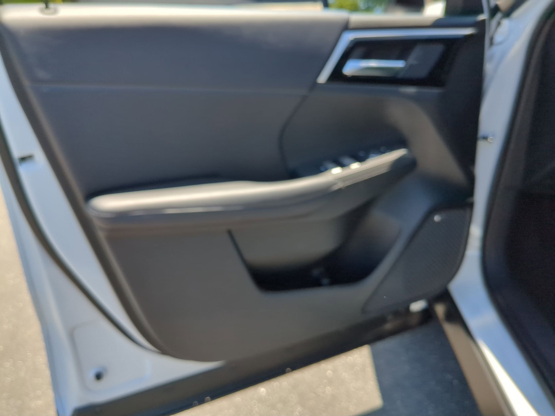 2026 Mitsubishi Outlander LE