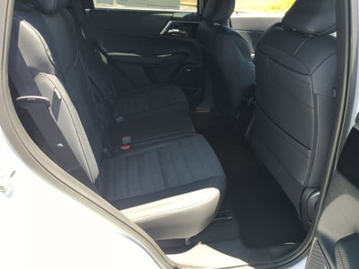 2026 Mitsubishi Outlander LE