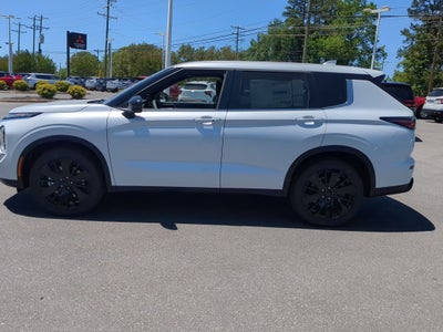 2026 Mitsubishi Outlander LE