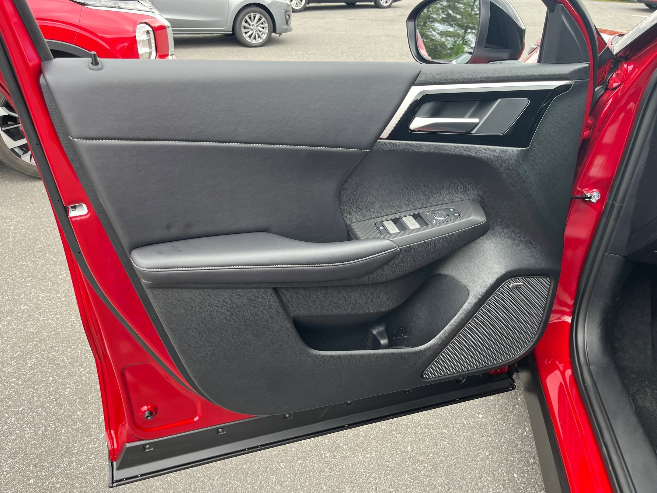 2026 Mitsubishi Outlander LE