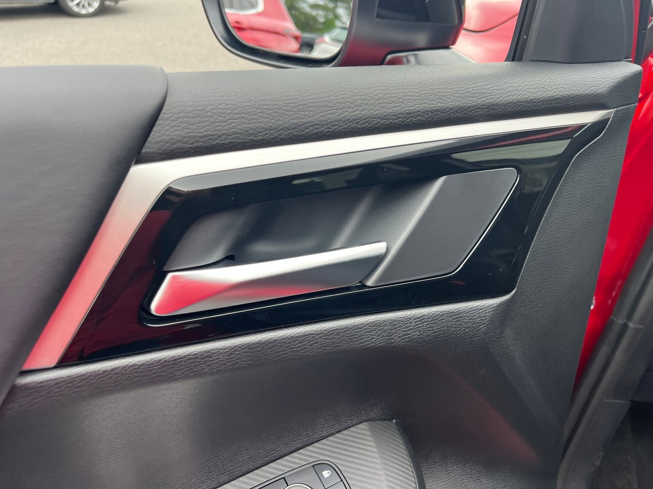 2026 Mitsubishi Outlander LE