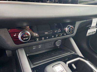 2026 Mitsubishi Outlander LE