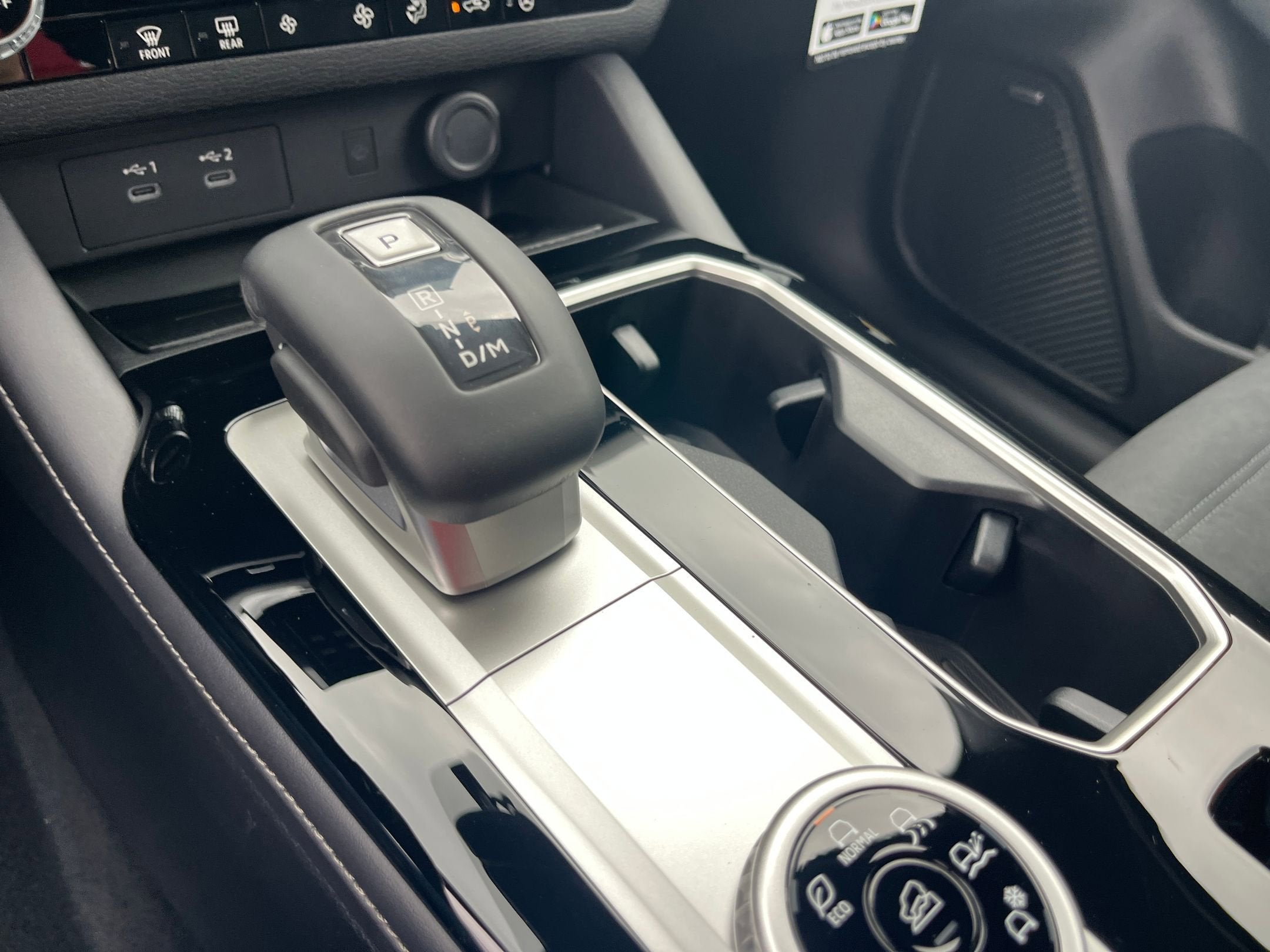 2026 Mitsubishi Outlander LE