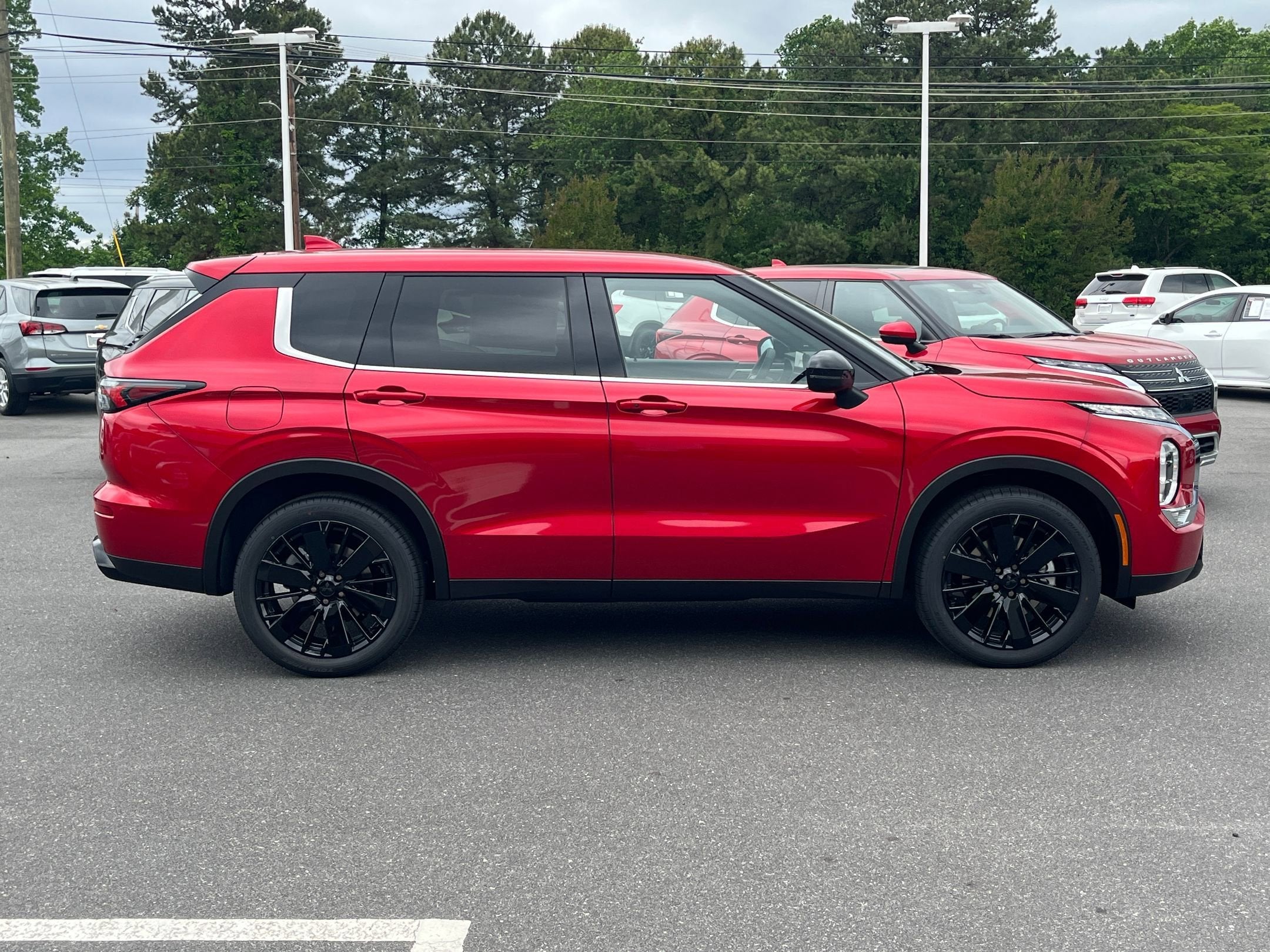2026 Mitsubishi Outlander LE