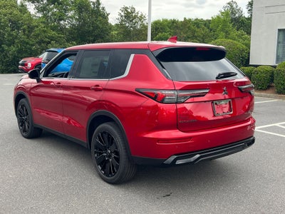 2026 Mitsubishi Outlander LE