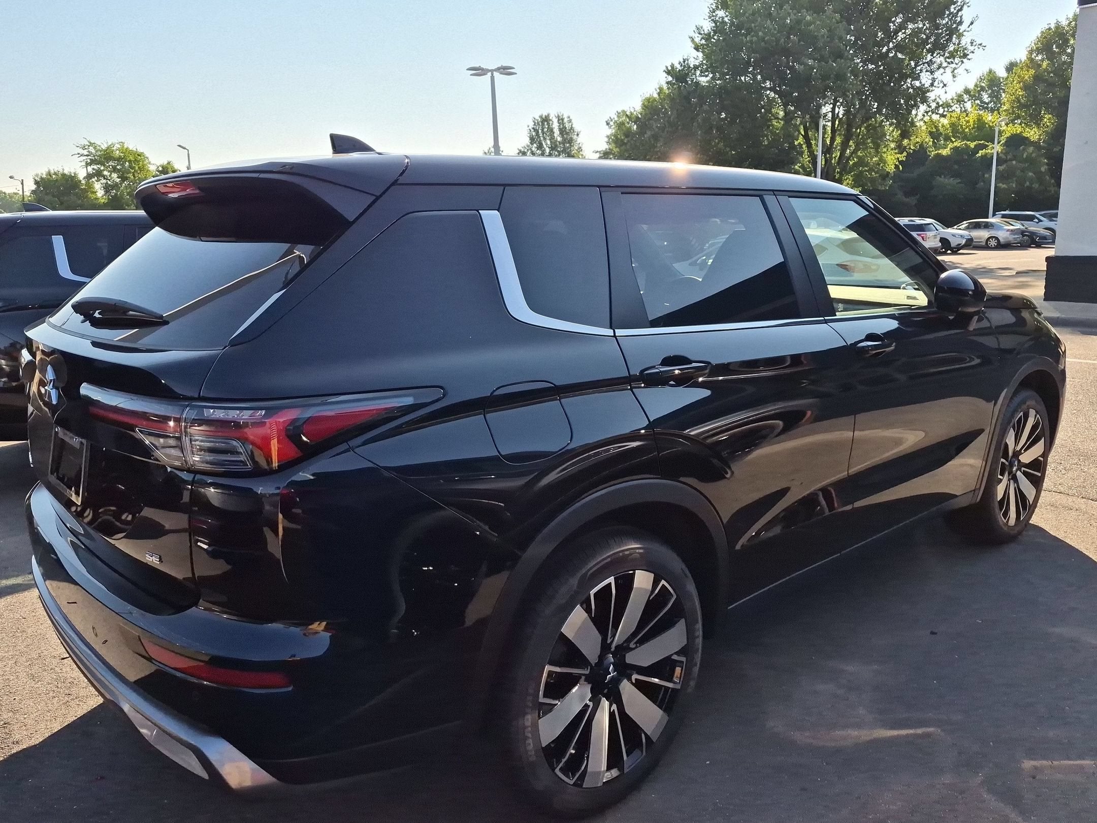 2026 Mitsubishi Outlander SE