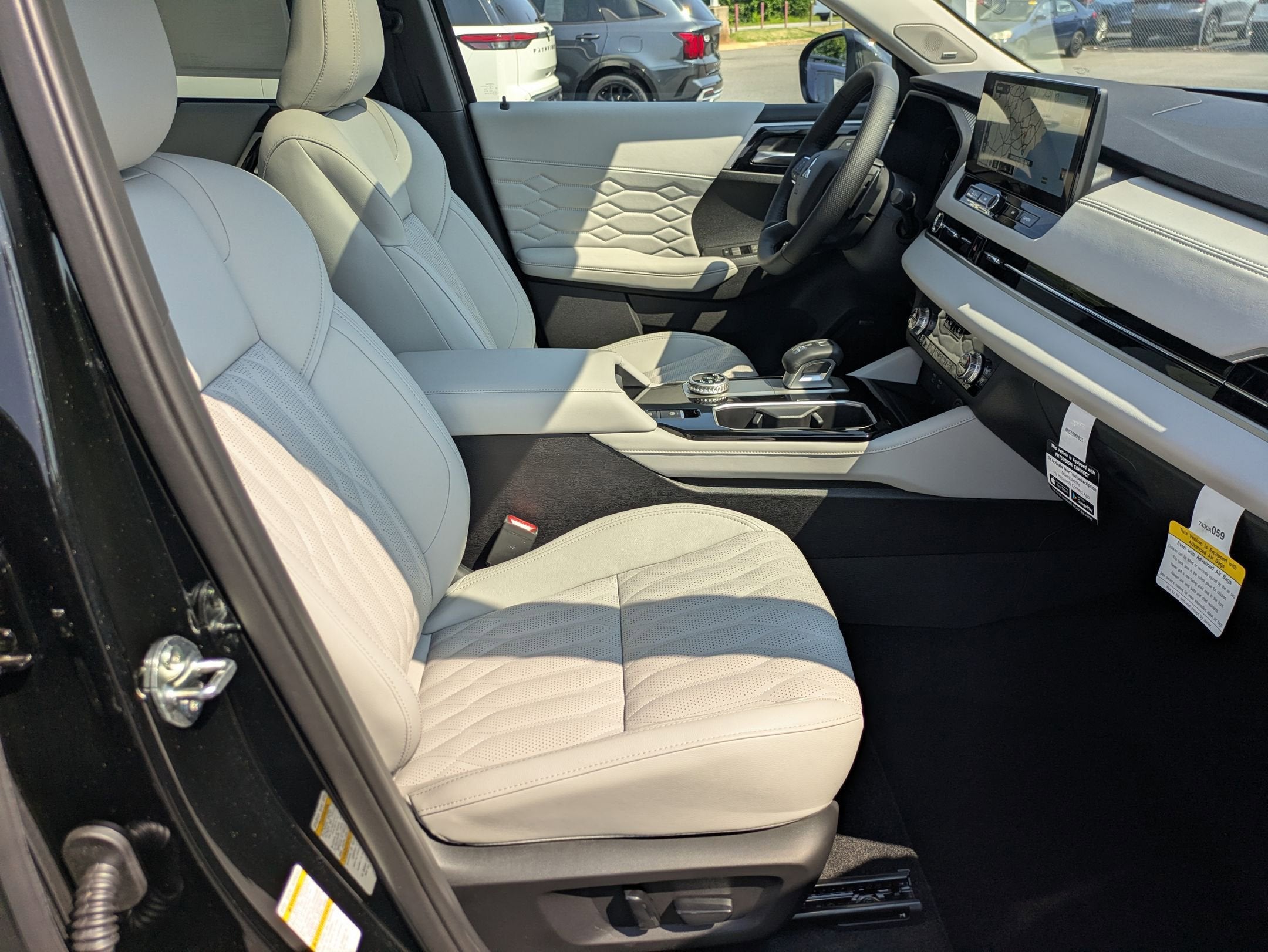 2025 Mitsubishi Outlander SEL